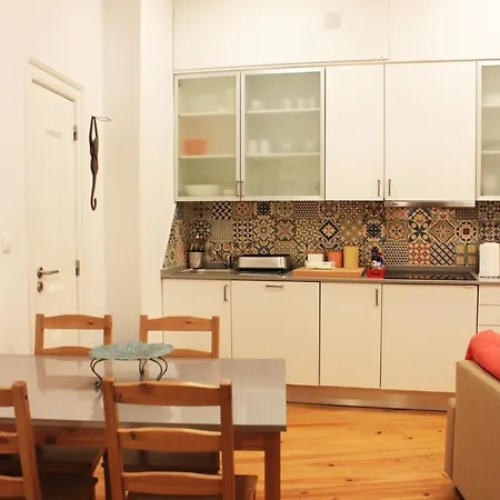 Alfama Comfy Premium *